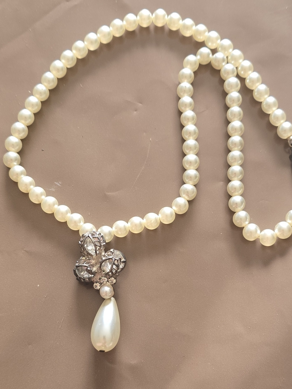 Classic Pearl Necklace with Teardrop Pendant - White